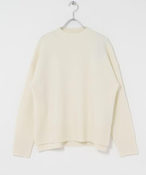 URBAN RESEARCH DOORS（アーバンリサーチドアーズ）の「ハイネックサイドスリットニット（ニット/セーター・レディース・グリーン系その他/チャコールグレー/ブルー/オフホワイト・FREE）」の11枚目の写真