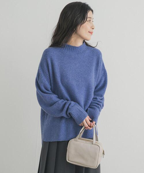 URBAN RESEARCH DOORS（アーバンリサーチドアーズ）の「ハイネックサイドスリットニット（ニット/セーター・レディース・グリーン系その他/チャコールグレー/ブルー/オフホワイト・FREE）」の13枚目の写真