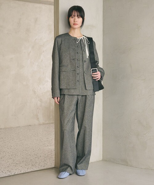 BEAUTY&YOUTH UNITED ARROWS（ビューティーアンドユースユナイテッドアローズ）の「リボンタイ ノーカラーブラウス（その他トップス・レディース・ホワイト/ブラック/オリーブ・FREE）」の10枚目の写真