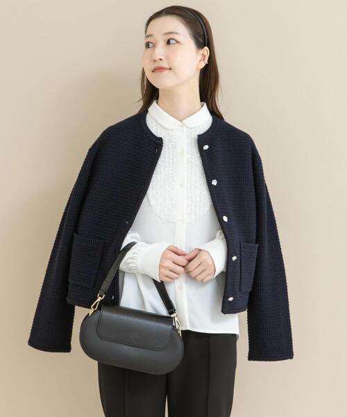 URBAN RESEARCH ROSSO WOMEN（アーバンリサーチ　ロッソ）の「『WEB/一部店舗限定』フロントレース切替ブラウス（シャツ/ブラウス・レディース・ブラック/オフホワイト・FREE）」の6枚目の写真