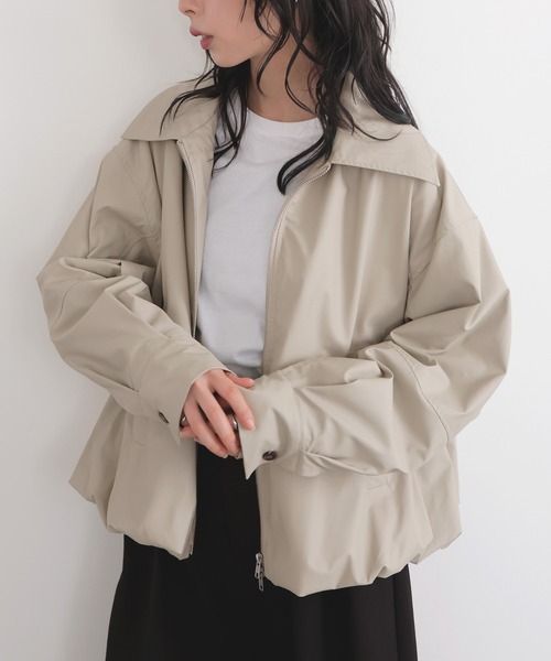 LIAN（リアン）の「フェイクレザーバルーンジャケット（ブルゾン・レディース・ホワイト系その他/イエロー/ブルー/ブラック・FREE）」の5枚目の写真