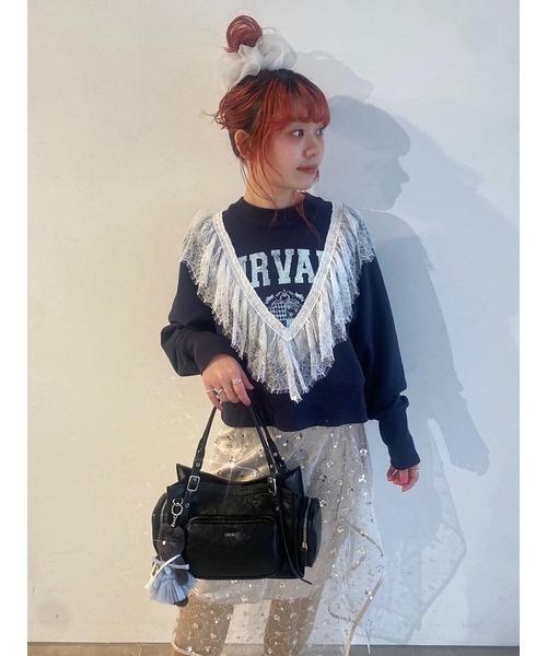 FURFUR（ファーファー）の「リメイクデザインフリルスウェット（スウェット・レディース・グレー/サックスブルー/ネイビー・F）」の12枚目の写真