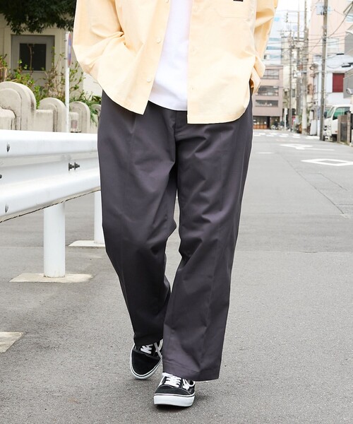 RED KAP(レッドキャップ)の「REDKAP(レッドキャップ)別注ワイドチノパンツ(チノパンツ・メンズ・ベージュ/ダークグレー/ブラック・S/L/M)」の15枚目の写真