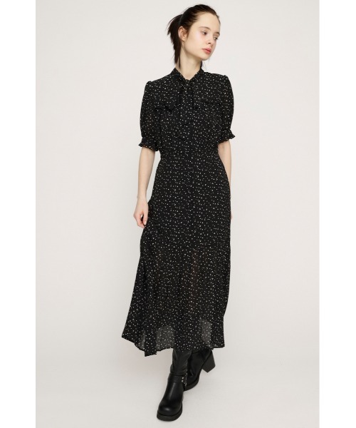 SLY(スライ)の「【2026SS新作】TINY DOTS TIE PLEATS L/OP タイニードットタイプリーツロングワンピース 夏服 春服(ワンピース・レディース・ホワイト系その他2/ブラック系その他2・FREE)」の4枚目の写真