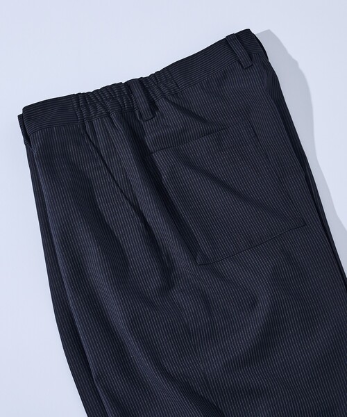 ABAHOUSE（アバハウス）の「ピンストライプ ワイドストレート イージースラックス / ワイドパンツ（スラックス・メンズ・グレー/ネイビー/ダークネイビー・48/46/44）」の13枚目の写真
