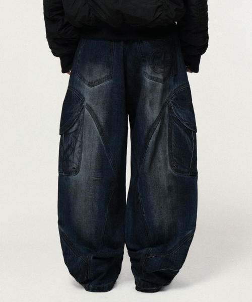 IDWS(アイドンワナセル)の「Pryer Cargo Denim Pants Indigo(デニムパンツ・レディース・その他・0/2/1)」の9枚目の写真