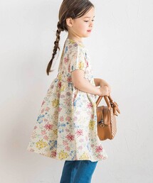 BeBe（ベベ）の「【お揃い】リップルマルシェフラワーパフスリーブワンピース（ワンピース）」