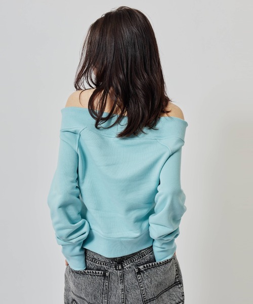 atmos pink（アトモスピンク）の「atmos pink Off-shoulder Sweat Zip-up / アトモスピンク オフショルダー スウェット ジップアップ（スウェット・レディース・ブルー/グレー・FREE）」の8枚目の写真