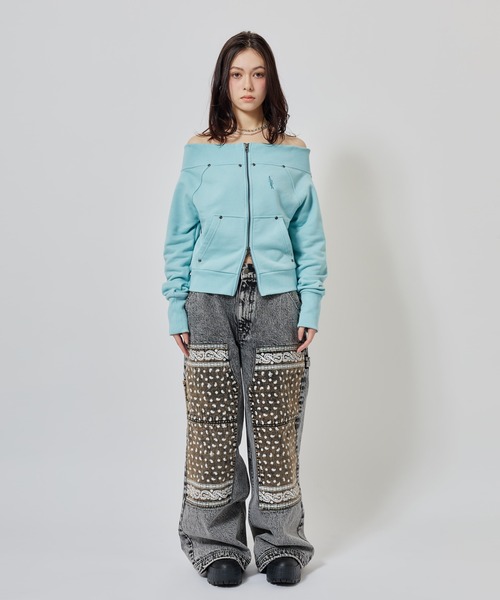 atmos pink（アトモスピンク）の「atmos pink Off-shoulder Sweat Zip-up / アトモスピンク オフショルダー スウェット ジップアップ（スウェット・レディース・ブルー/グレー・FREE）」の10枚目の写真