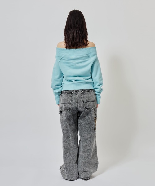 atmos pink（アトモスピンク）の「atmos pink Off-shoulder Sweat Zip-up / アトモスピンク オフショルダー スウェット ジップアップ（スウェット・レディース・ブルー/グレー・FREE）」の9枚目の写真