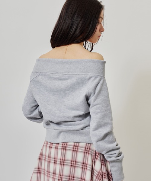 atmos pink（アトモスピンク）の「atmos pink Off-shoulder Sweat Zip-up / アトモスピンク オフショルダー スウェット ジップアップ（スウェット・レディース・ブルー/グレー・FREE）」の16枚目の写真