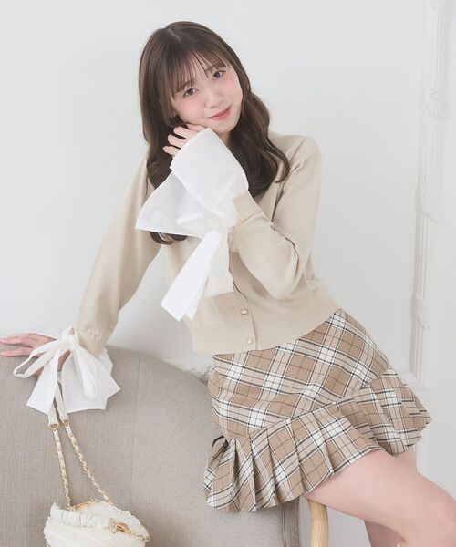 MAJESTIC LEGON（マジェスティックレゴン）の「リボンスリーブシャツ襟カーデ（カーディガン/ボレロ・レディース・アイボリー/ネイビー/ブラック系その他/グレー・MEDIUM）」の6枚目の写真