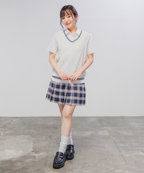 Honeys(ハニーズ)の「麻混スクールベスト(ベスト・キッズ・ネイビー/ベージュ/アイボリー/杢グレー・150cm/L/LL/M/S)」の5枚目の写真