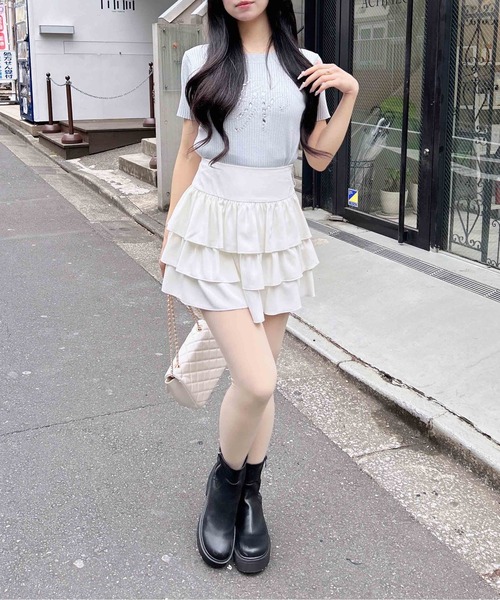 INGNI(イング)の「イニシャルビジューロゴ半袖リブニット(ニット/セーター・レディース・サックスブルー/ブラック/オフホワイト/ピンク・M)」の17枚目の写真