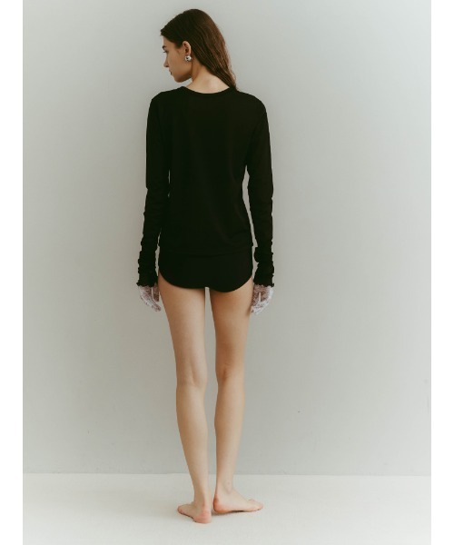 ILANIS(イラニス)の「Quiet Sheer Sleeve Top(Tシャツ/カットソー・レディース・ライトブルー/ブラック/オフホワイト・FREE)」の4枚目の写真