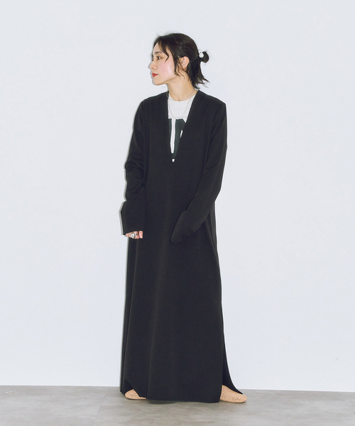 CITYSHOP(シティーショップ)の「《追加2》V NECK LEAN DRESS:ワンピース(ワンピース・レディース・ブラック/チャコールグレー・36/38)」の17枚目の写真