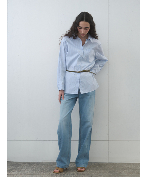 Kijun(キジュン)の「Washed Relaxed Fit Jeans Blue(デニムパンツ・レディース・その他・SMALL/MEDIUM)」の5枚目の写真
