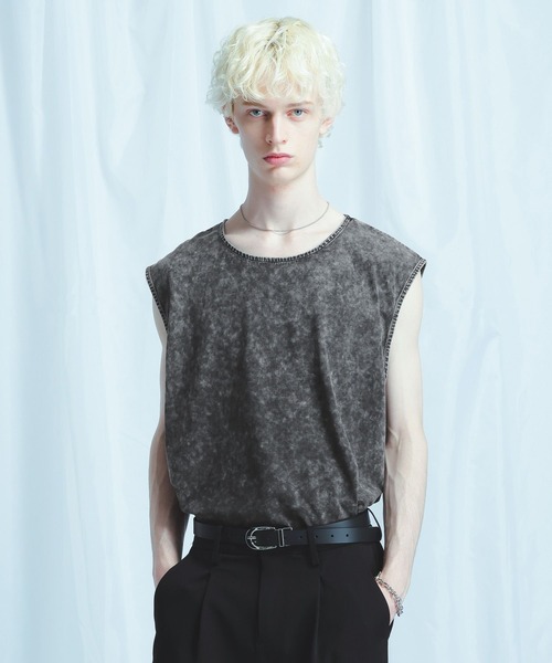 HARE(ハレ)の「【接触冷感】ユルネックノースリーブ(HARE)(Tシャツ/カットソー・メンズ・ホワイト/ブラック/パープル/ブラック系その他/レッド・SMALL/MEDIUM)」の3枚目の写真