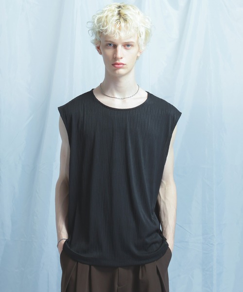 HARE(ハレ)の「【接触冷感】ユルネックノースリーブ(HARE)(Tシャツ/カットソー・メンズ・ホワイト/ブラック/パープル/ブラック系その他/レッド/イエロー系その他/ブラック系その他2・SMALL/MEDIUM)」の4枚目の写真