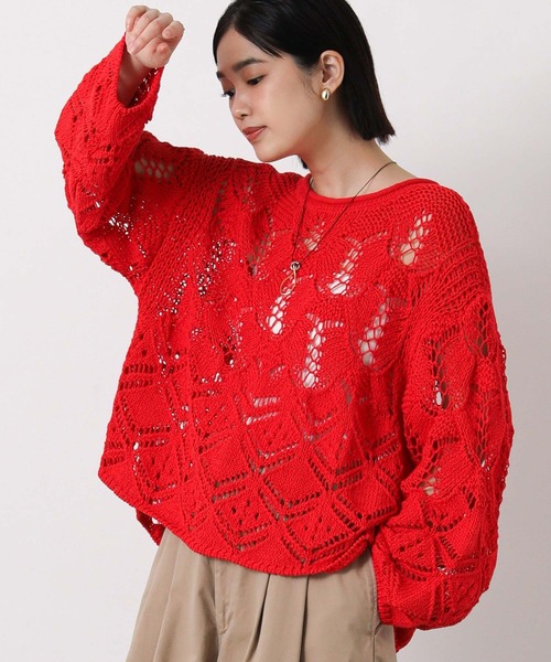 Gready Brilliant（グレディブリリアン）の「すかし柄切り替えボートネックニット（ニット/セーター・レディース・レッド/オフホワイト・FREE）」の2枚目の写真