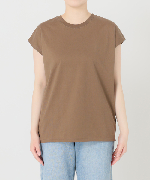 IENA(イエナ)の「《新色あり/追加8》ラウンドテールプルオーバー(Tシャツ/カットソー・レディース・レッド/ホワイト/ブラウン系その他/ブラック・FREE)」の16枚目の写真
