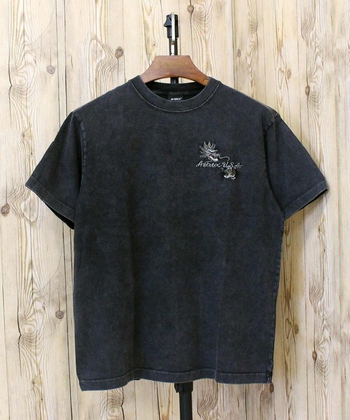 AVIREX(アヴィレックス)の「SOUVENIR T-SHIRT 'TIGER & DRAGON'(Tシャツ/カットソー・メンズ・ネイビー/ブラック/ホワイト・XXL/XL/L/M)」の8枚目の写真