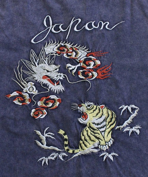 AVIREX(アヴィレックス)の「SOUVENIR T-SHIRT 'TIGER & DRAGON'(Tシャツ/カットソー・メンズ・ネイビー/ブラック/ホワイト・XXL/XL/L/M)」の21枚目の写真