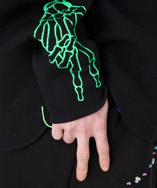 DISCOVERED(ディスカバード)の「WAFFLE BONE PRINT CUTSEWN(Tシャツ/カットソー・メンズ・ブラック/ホワイト・1/3)」の10枚目の写真