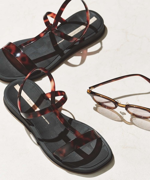 IPANEMA(イパネマ)の「Ipanema / “GLOW TRENDY SAND” サンダル(サンダル・レディース・ブラック系/ブラック×シルバー/ベージュ系/ブラウン系・38/37/36/35/34)」の3枚目の写真