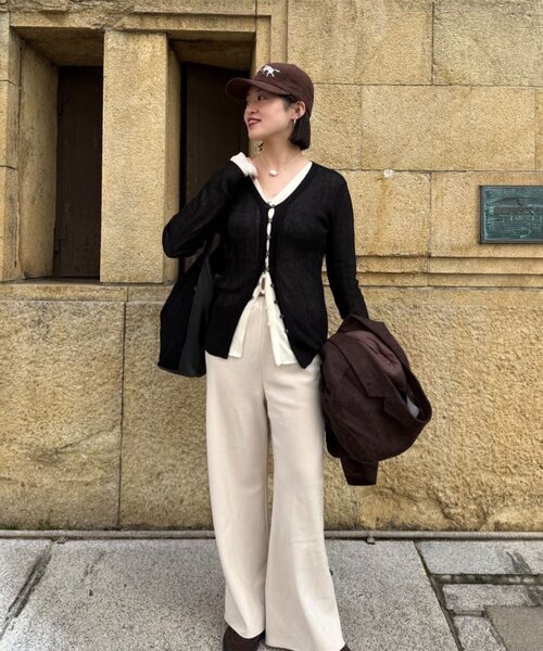 ear PAPILLONNER(イアパピヨネ)の「《uchida企画》Vネックリブカーディガン【SUM1 STYLE(スミスタイル)】(カーディガン/ボレロ・レディース・レッド/ホワイト/ブラック/ブルー系その他・FREE)」の12枚目の写真