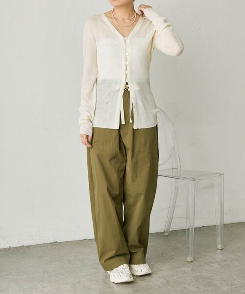 ear PAPILLONNER(イアパピヨネ)の「《uchida企画》Vネックリブカーディガン【SUM1 STYLE(スミスタイル)】(カーディガン/ボレロ・レディース・レッド/ホワイト/ブラック/ブルー系その他・FREE)」の20枚目の写真