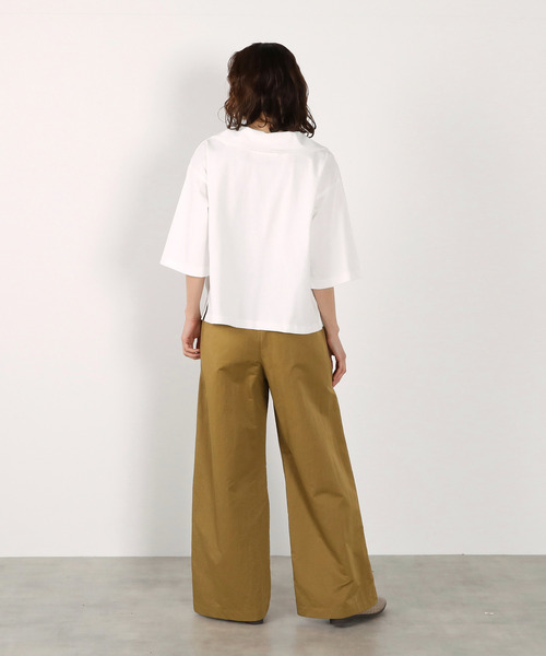 LOGEMENT DE CLAIRE(ロジュモンドクレール)の「【LOURMARIN】ビックカラープルオーバー(Tシャツ/カットソー・レディース・ブラック/ライトグレー/ブラウン/オフホワイト・FREE)」の13枚目の写真