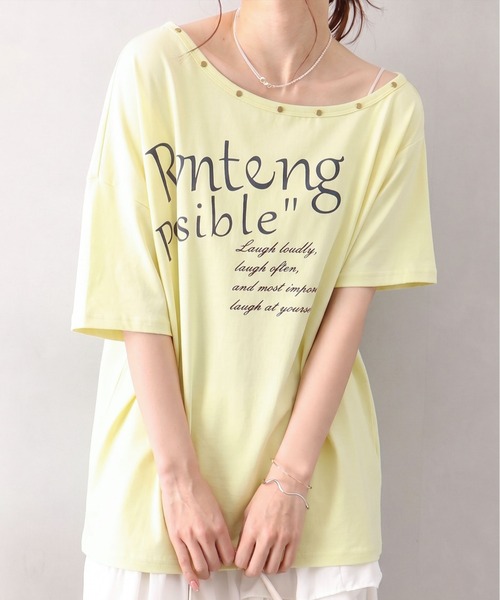 SpRay(スプレイ)の「スタッズ付ロゴオフショルダーショートスリーブトップス(Tシャツ/カットソー・レディース・イエロー/ホワイト/グレー/ブラック/サックスブルー・FREE)」の5枚目の写真