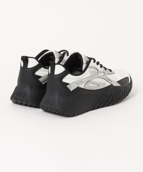 FILA(フィラ)の「【FILA】Distinta(スニーカー・レディース・シルバー×ブラック・23.0cm/23.5cm/24.0cm/24.5cm/25.0cm)」の3枚目の写真
