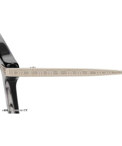 UNITED ARROWS（ユナイテッドアローズ）の「【WEB限定】Zoff｜UNITED ARROWS ユナイテッドアローズ ボストン型 調光サングラス｜クラウンパント メタル カラーレンズ 太縁フレーム おしゃれ 調光 紫外線で色が変わる 紫外線対策 UVカット ユニセックス（サングラス・レディース・ブラック系5/ブラウン・FREE）」の17枚目の写真