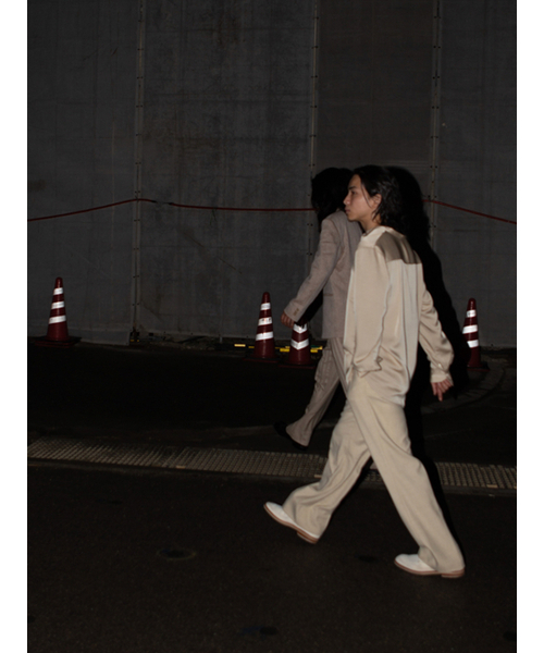 GOZER(ゴーザー)の「Espresso Band Collar Shirt_Beige(シャツ/ブラウス・メンズ・ベージュ・MEDIUM/LARGE)」の9枚目の写真