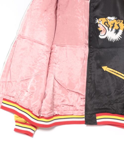 B.I.D.(ビーアイディー)の「HOUSTON / RAYON SOUVENIR JACKET TIGER/ 51525(スカジャン・メンズ・ブラック・LARGE)」の3枚目の写真