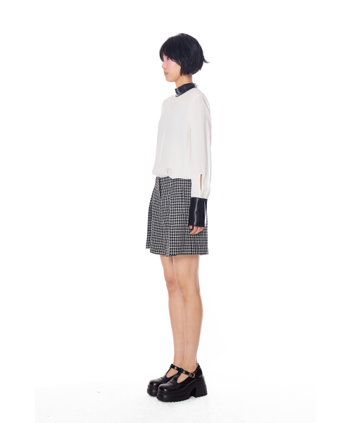 GREEDILOUS(グリディアス)の「Check Pants One Pleats Shorts(その他パンツ・レディース・その他・X-SMALL/SMALL/MEDIUM/LARGE)」の4枚目の写真