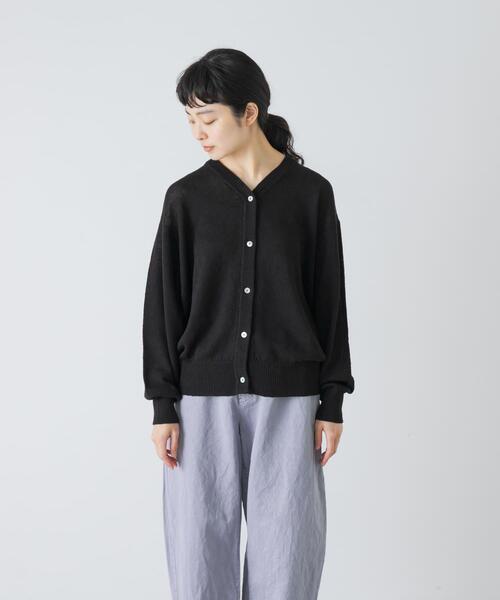 かぐれ(カグレ)の「リネンコットンVネックカーディガン(カーディガン/ボレロ・レディース・ナチュラル/ブラック・FREE)」の8枚目の写真