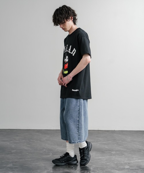 HUF(ハフ)の「HUF ハフ オーバーサイズミッキーマウスワールドワイドプリント半袖Tシャツ(Tシャツ/カットソー・メンズ・ブラック系/ブラック系1/ブラック・XL/M/L)」の22枚目の写真