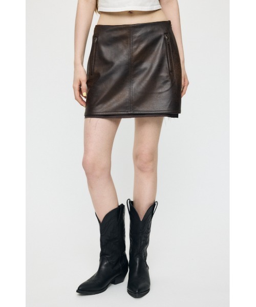 MOUSSY(マウジー)の「AGED F/LEATHER ミニスカート(スカート・レディース・ブラック/ブラウン・1/2)」の7枚目の写真