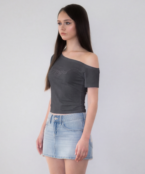 ROSEFRANTZ（ロゼフランツ）の「Sweet Angel Patchwork T-shirt [Charcoal]（Tシャツ/カットソー・レディース・チャコールグレー・OS）」の3枚目の写真
