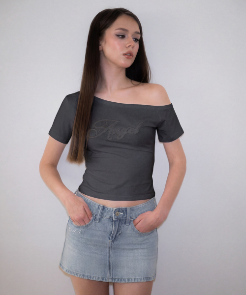 ROSEFRANTZ（ロゼフランツ）の「Sweet Angel Patchwork T-shirt [Charcoal]（Tシャツ/カットソー・レディース・チャコールグレー・OS）」の4枚目の写真
