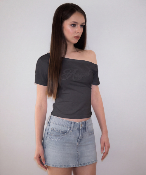 ROSEFRANTZ（ロゼフランツ）の「Sweet Angel Patchwork T-shirt [Charcoal]（Tシャツ/カットソー・レディース・チャコールグレー・OS）」の5枚目の写真