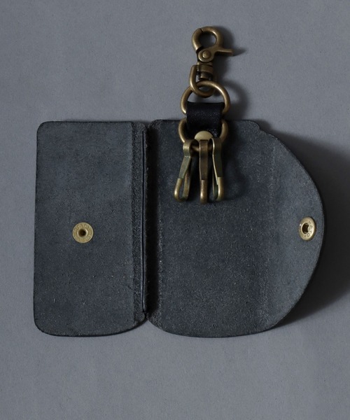ANPAS（アンパス）の「Made in Japan Tochigi Leather Mini Key Case / 日本製 栃木レザー 本革ミニキーケース プレゼント ギフト メンズ レディース ユニセックス 革小物 国産（キーケース/キーアクセサリー・メンズ・ダークブラウン/グリーン/ブラック/ネイビー/ブラウン/レッド・FREE）」の9枚目の写真