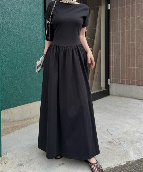 WILLFULLY(ウィルフリー)の「healthy cut out waist snap button OP(ワンピース・レディース・チャコール/ブラック/オリーブ・FREE)」の12枚目の写真