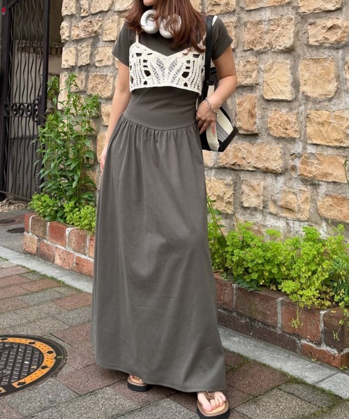 WILLFULLY(ウィルフリー)の「healthy cut out waist snap button OP(ワンピース・レディース・チャコール/ブラック/オリーブ・FREE)」の5枚目の写真