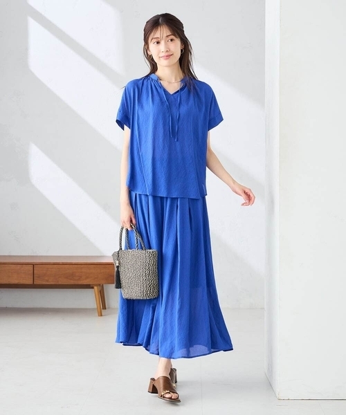 a.v.v(アーヴェヴェ)の「シアースキッパーブラウス(シャツ/ブラウス・レディース・ブラウン/ブラック/ブルー・38/40)」の5枚目の写真