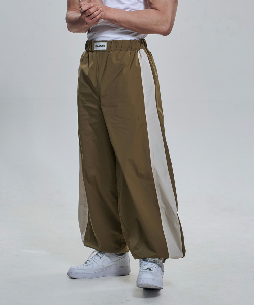 TOLANCE(トランス)の「エリートワイドカーブドジョガーパンツ - カーキ(スウェットパンツ・メンズ・カーキ・2XL/M/L/XL)」の3枚目の写真