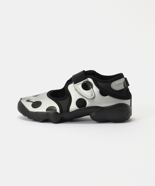 NIKE(ナイキ)の「NIKE / ナイキ WMNS AIR RIFT DOT(スニーカー・レディース・ブラック系その他/ブラック・24cm/23cm/25cm)」の6枚目の写真